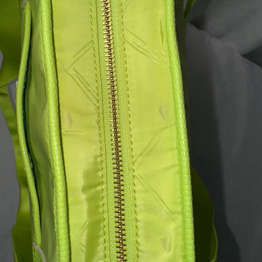 Women's Vera Bradley Lime Green Preppy Poly NoSo Tote One Size NWT - Picture 8 of 14